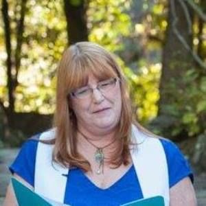 Meet your Posher, Yvette